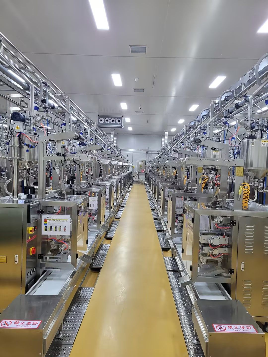 IP+理想零食，鹽津鋪?zhàn)印吧X蒻滿分”會(huì)不會(huì)成為下一個(gè)品類品牌？